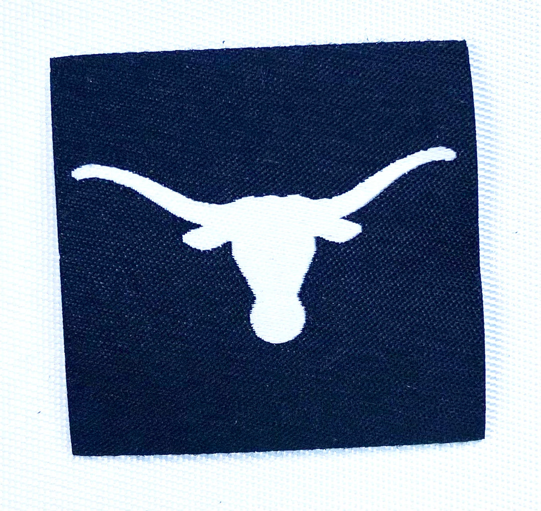 190 - black square white longhorn label