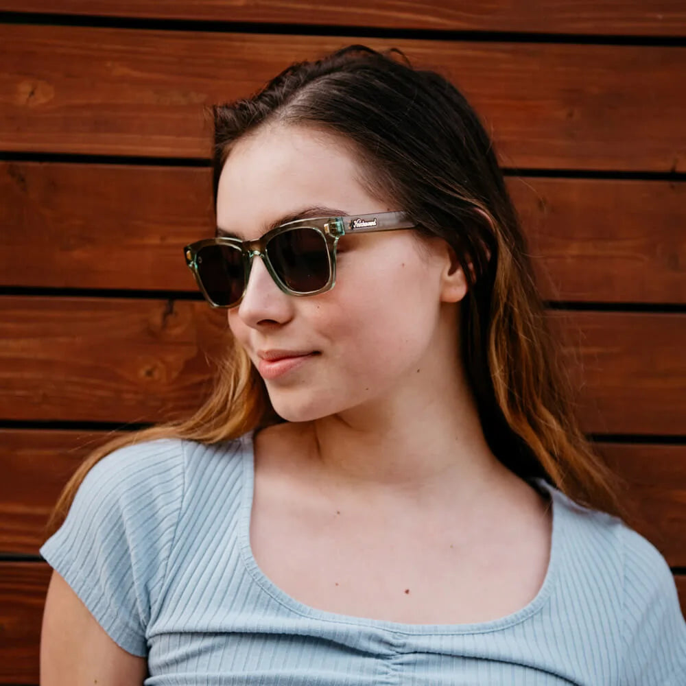 Aged Sage / Amber Seventy Nines