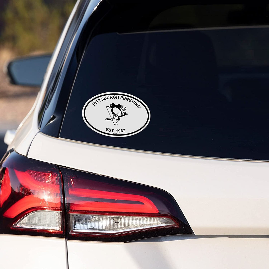 Tampa Bay Buccaneers Black and White Team Logo Oval Sticker Decal, 5 Inch