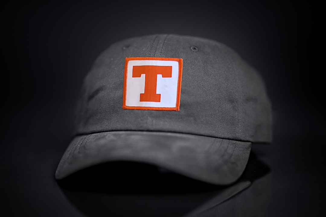 Texas Longhorns / Woven Square Block T / Hat / 225 / UT / MM